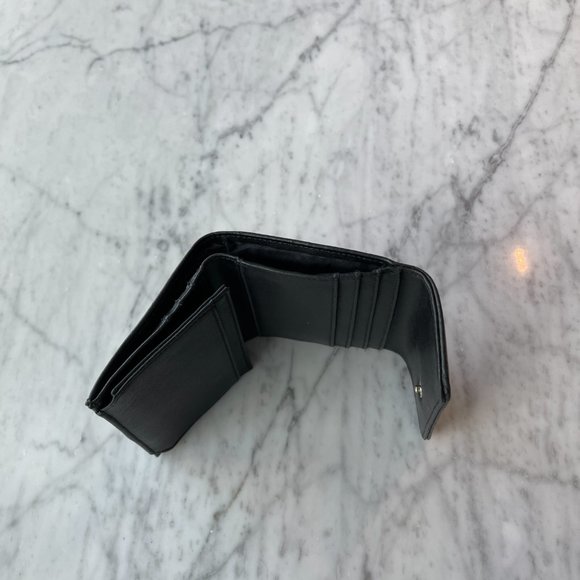 Esprit Black Expandable Wallet - Picture 8 of 9